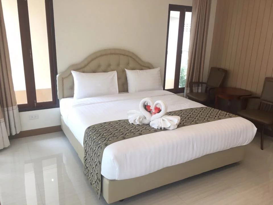 Sombat Resort