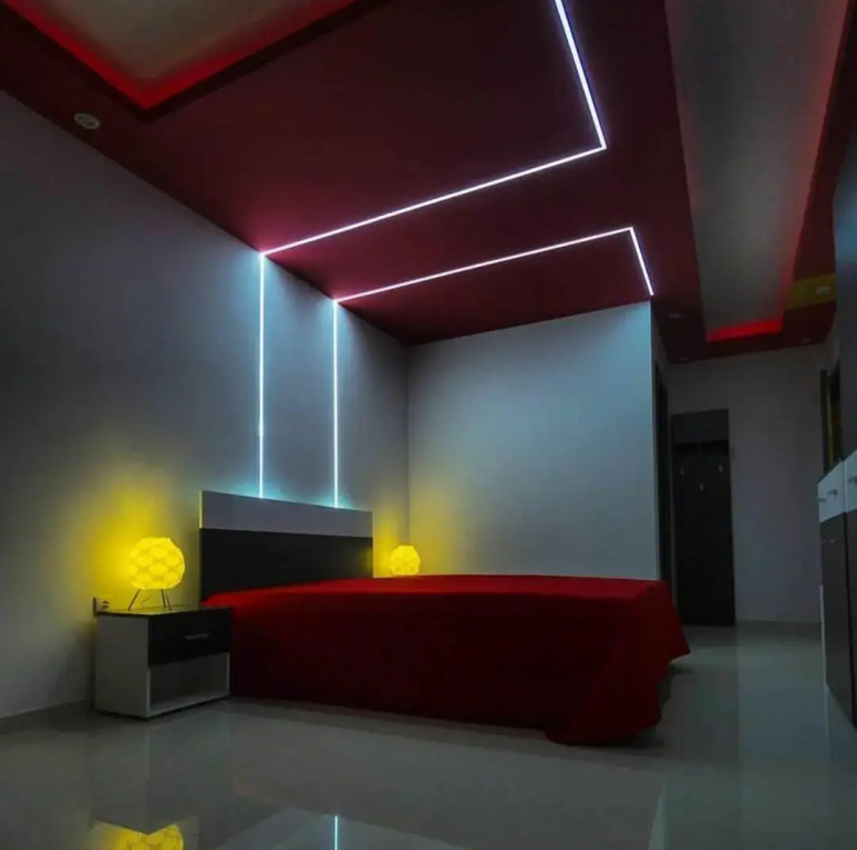 Golden Lux Apartments and Rooms