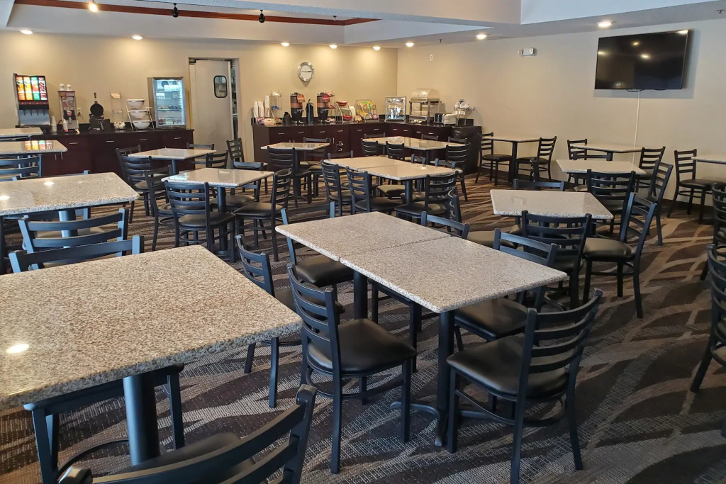 Cobblestone Suites - Oshkosh