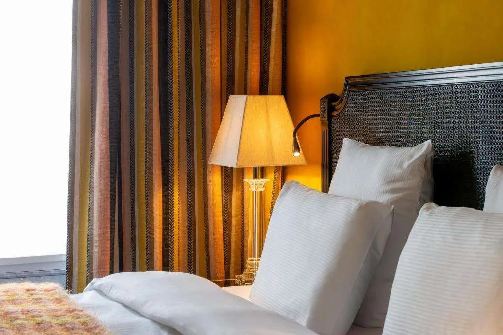 Alberts Hotel (ex Angely)