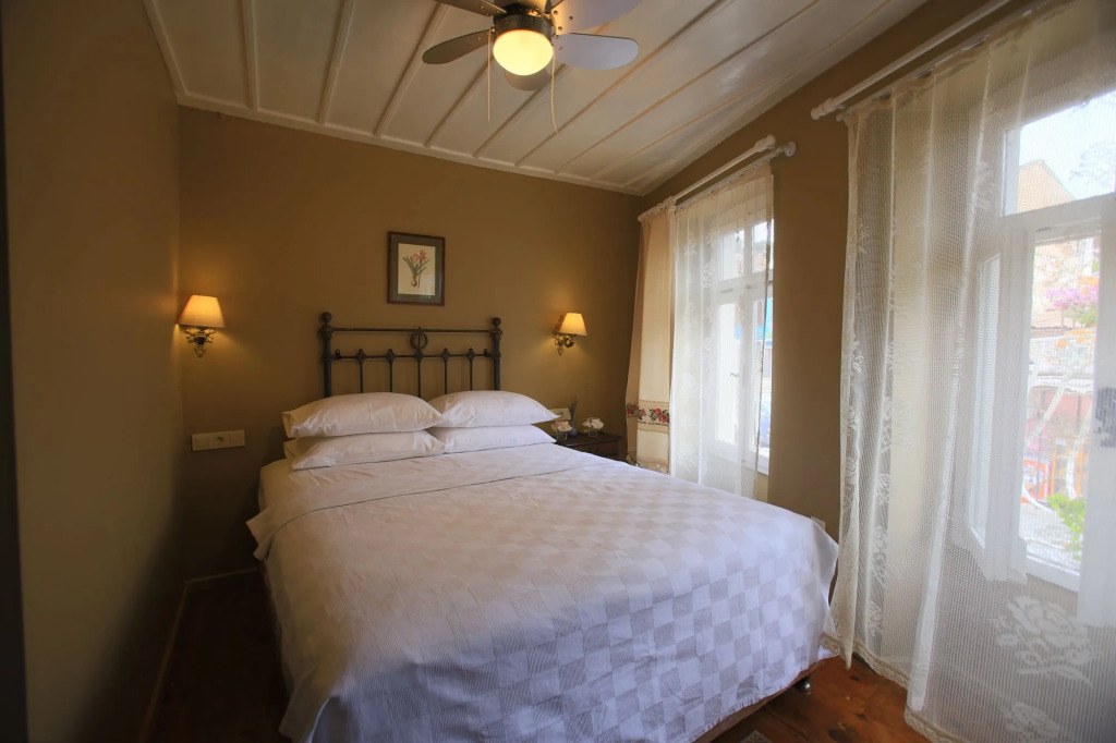 Podemos Otel