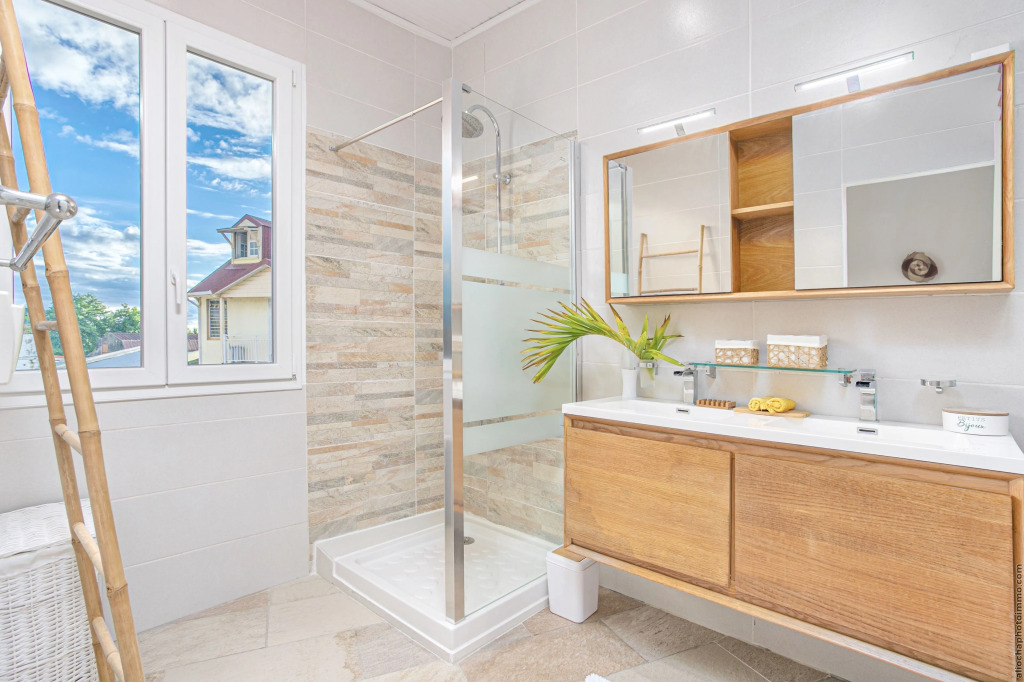 Foyal Suites