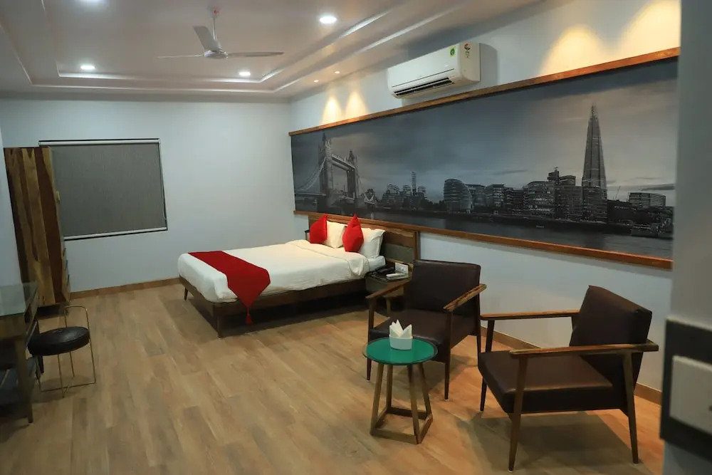 Hotel Anand