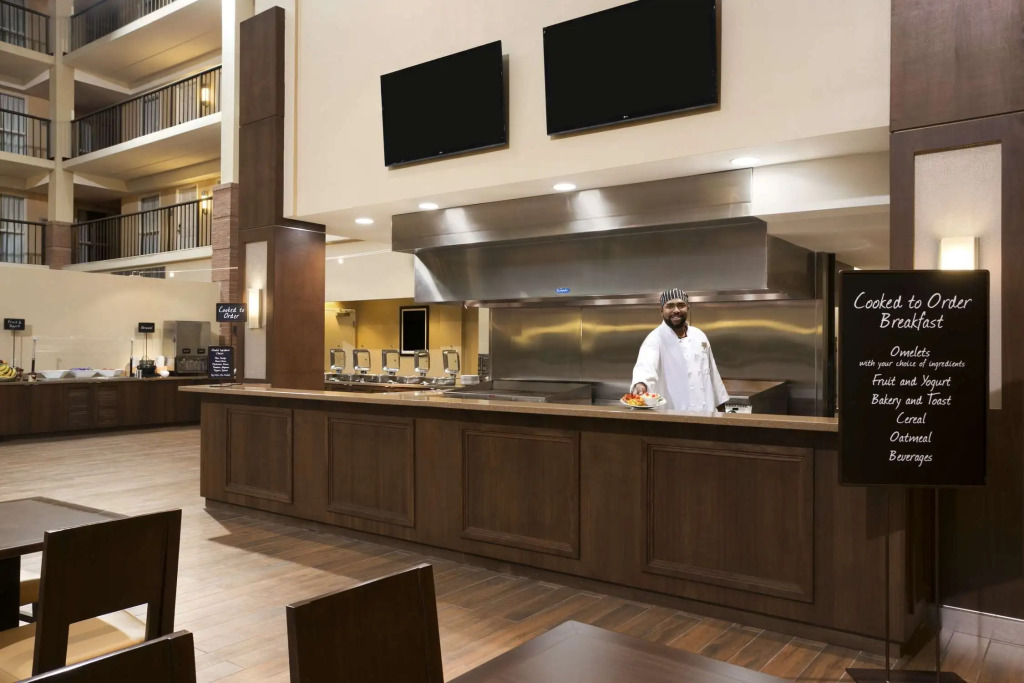Embassy Suites by Hilton Cleveland Beachwood