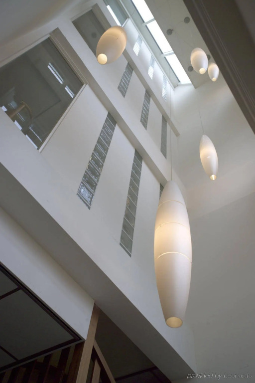 Sandton Eindhoven Centre - hotel Eindhoven city centre with private parking