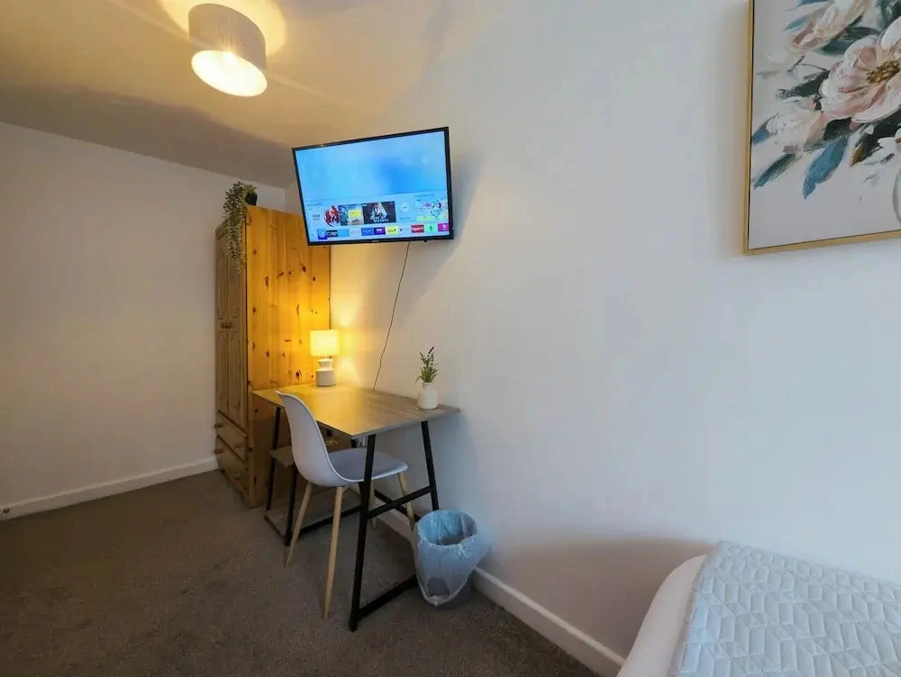 Casa Botique - Close To Gunwharf