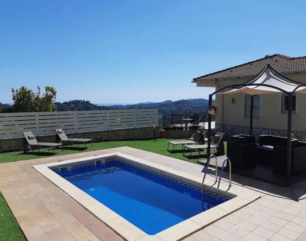 Villa on Costa Brava With Pool & Sea Views
