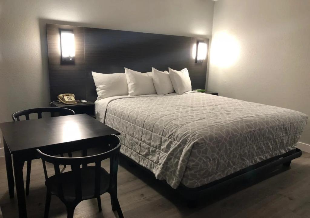 Sakura Inn