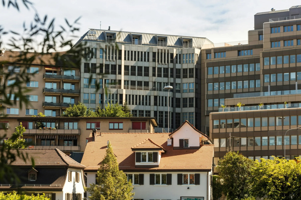 EMA House Hotel Suites