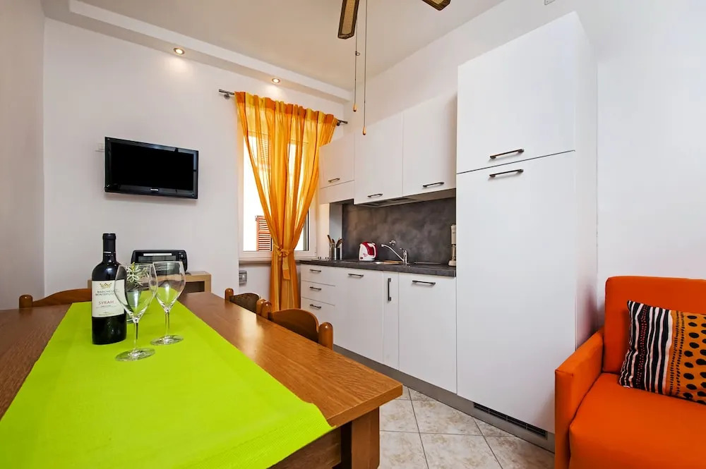 RM Central Apartments