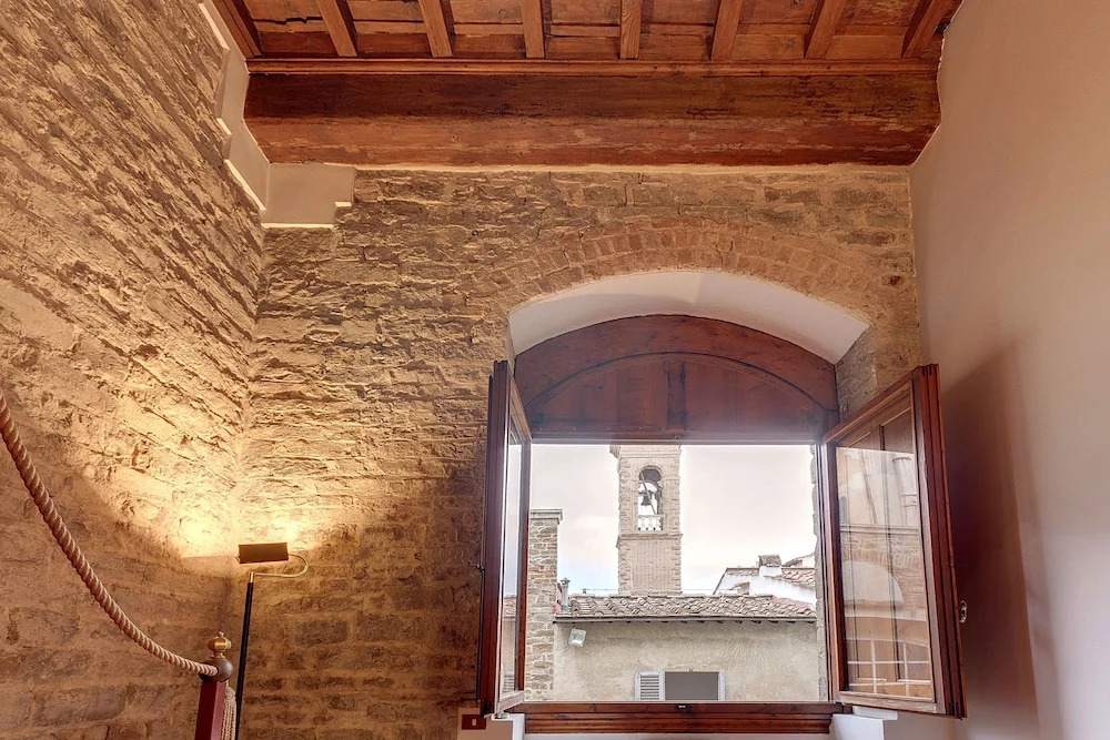 Home Sharing - Oltrarno