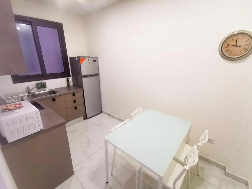The White Pearl Apartment