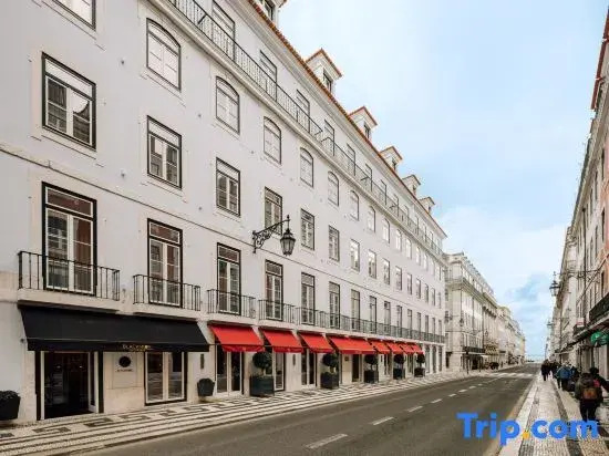 MYTHIC SANA Downtown Suites - New Opening