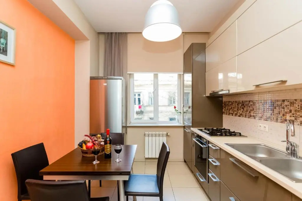 Serviced Apartment on Rustaveli Avenue 3