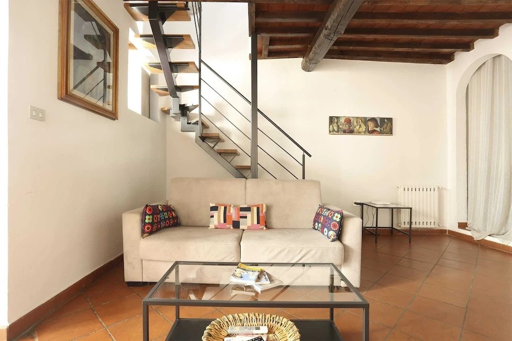 Short-let Florence Apartment Parione