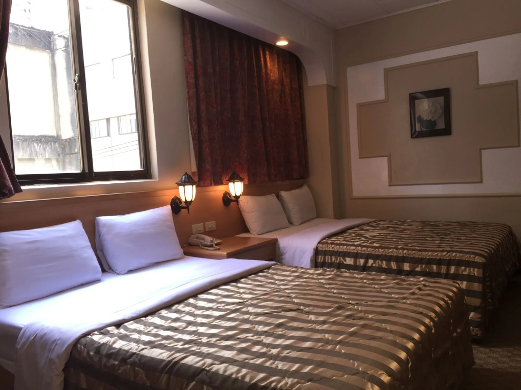 Yes Hotel