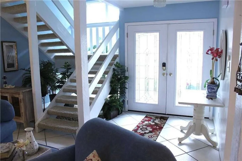 418 Linkside Drive 4 Bedroom Home by RedAwning