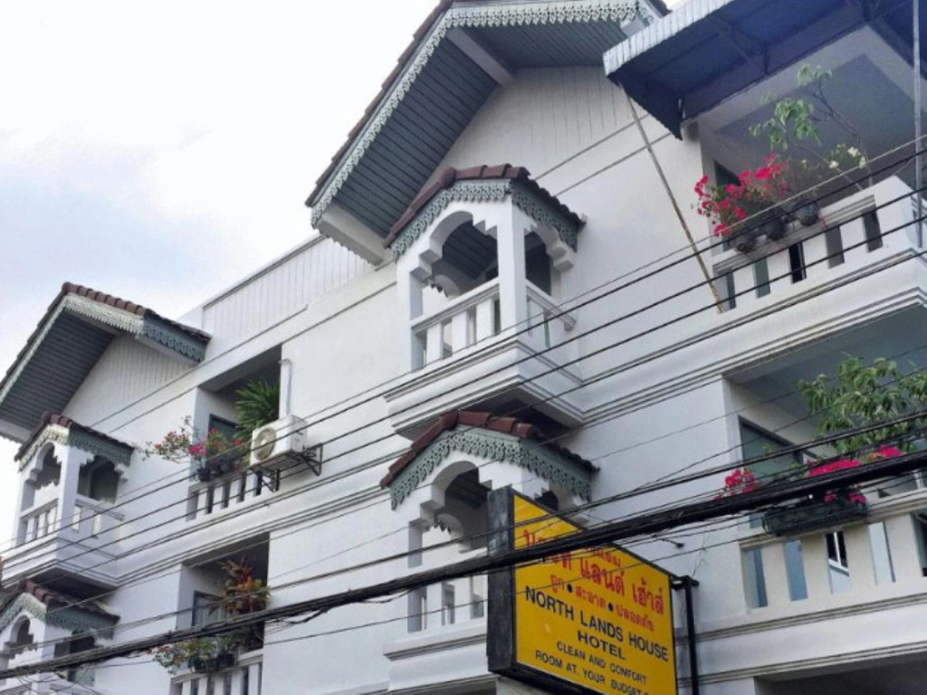 NorthLands House Hotel