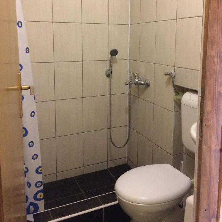 Haris Youth Hostel