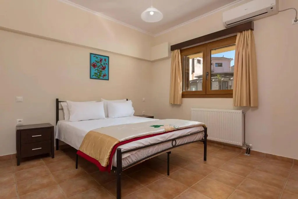 Venetico Beachfront Apartments & Suites - Sea View Suite