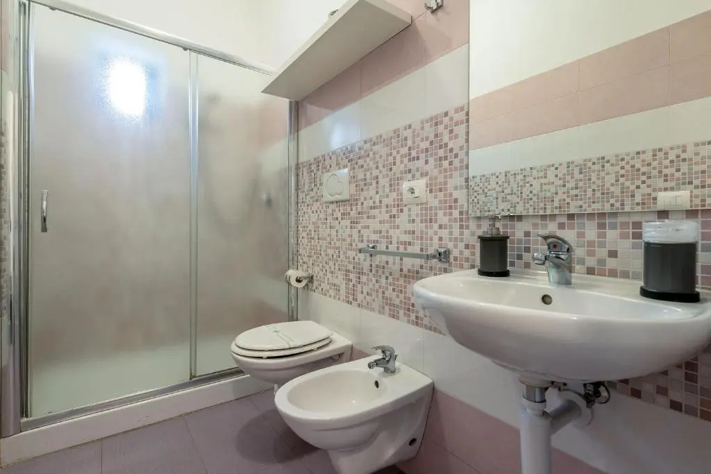 YOUR HOUSE ROOMs 1