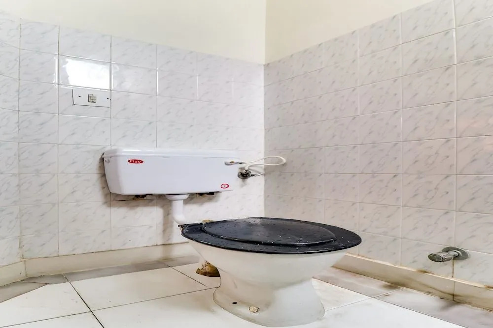 OYO 17168 Hz Lodge