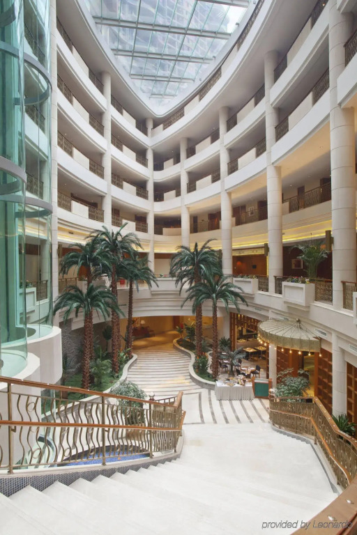 Отель Palace Hotels (Chongqing Nanbin Road Holy Land Hot Spring Branch)