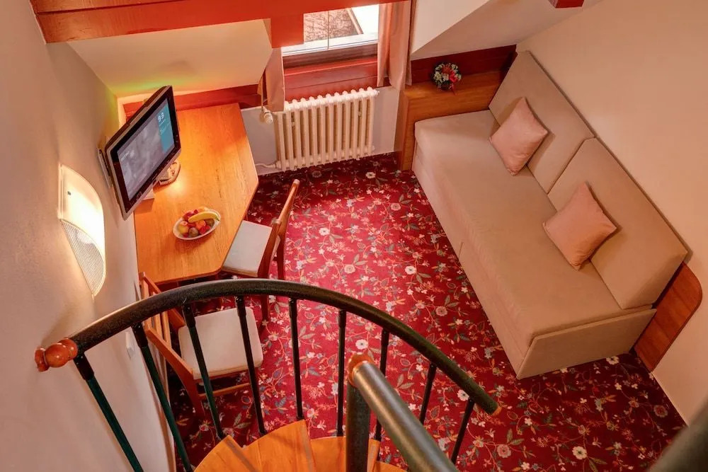 Park Hotel Pruhonice