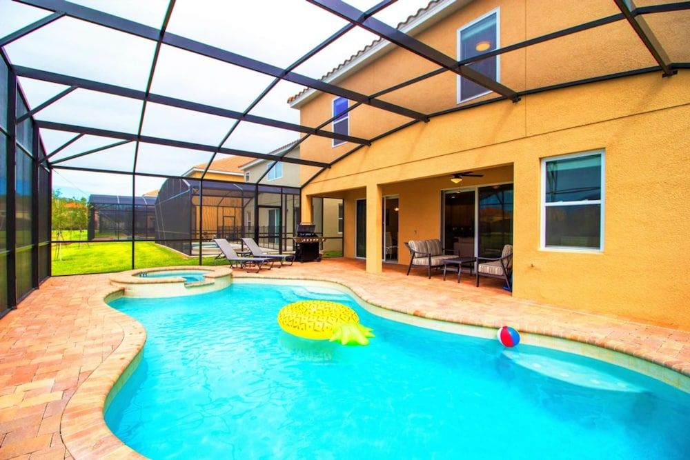 Golden Palms Vacation Resort 2582