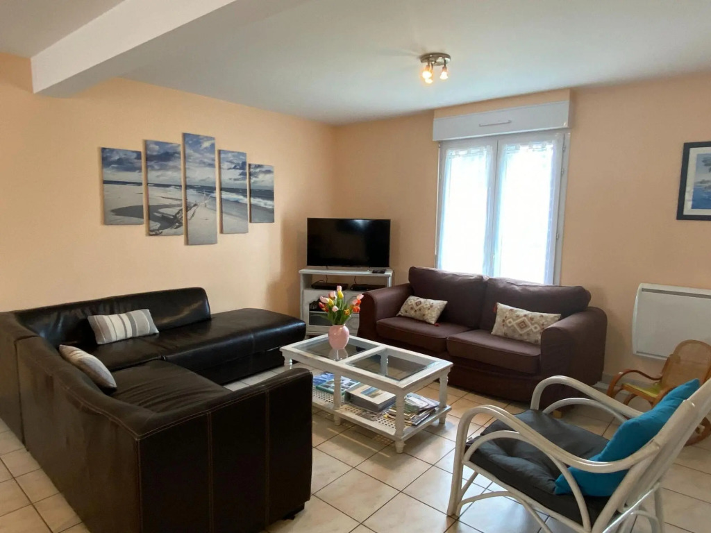 Holiday Home in Normandy Near Sandy Beaches