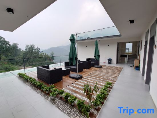 Linzhou Moye Mountain  Homestay