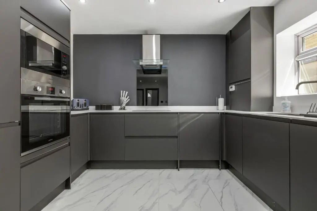Crystal Towers Sasco Apartments