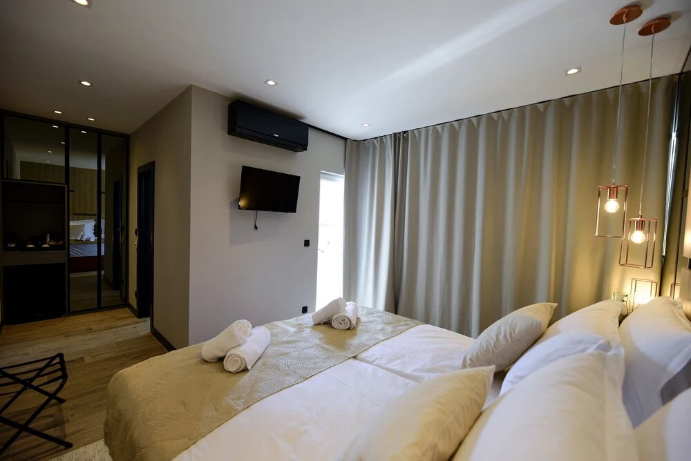 The Lion Rooms