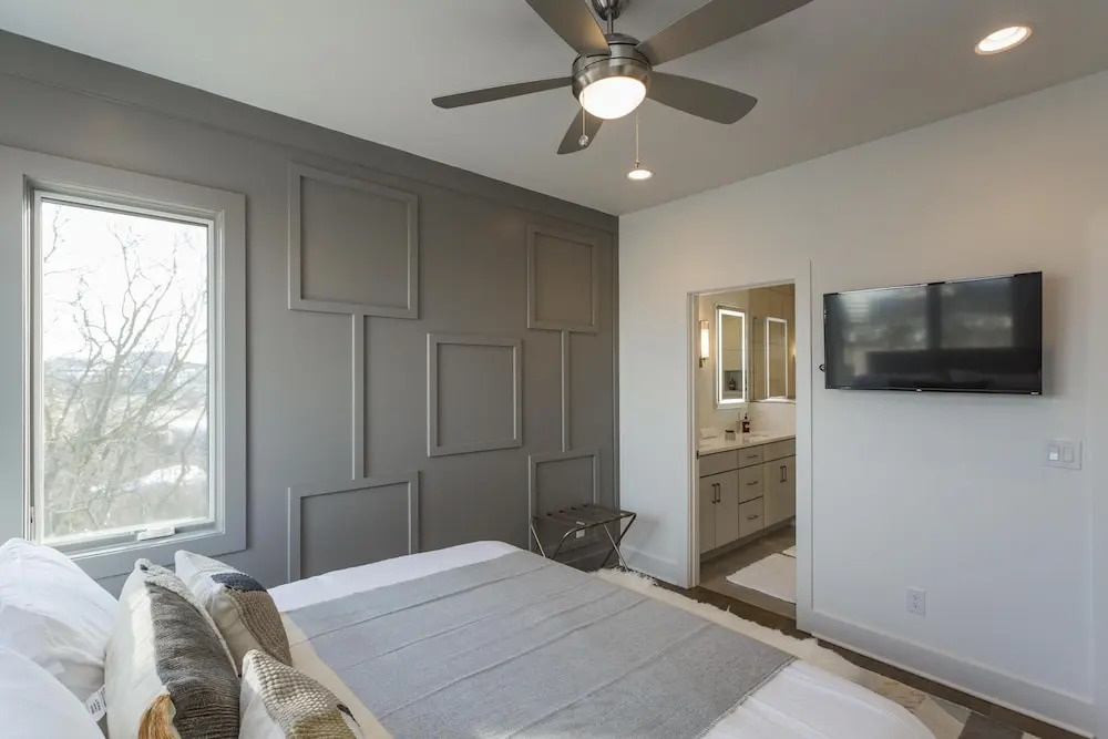 Ech3-4 Two Massive Homes Downtown Views & Tons of Outdoor Space! Sleeps 24!