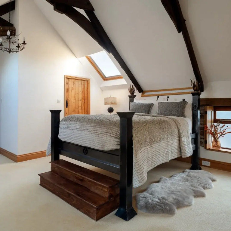 Old Coach House in Berry Pomeroy