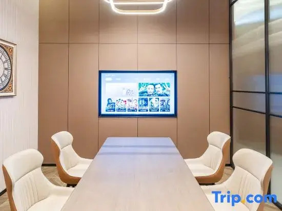 Home Inn Select Hotel (Shanghai Tongji Hospital Zhidang Road Branch)