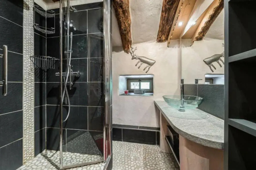 Chalet 1728 - la Reculaz - 2 Minutes From Val D'isere by Free Shuttle Bus