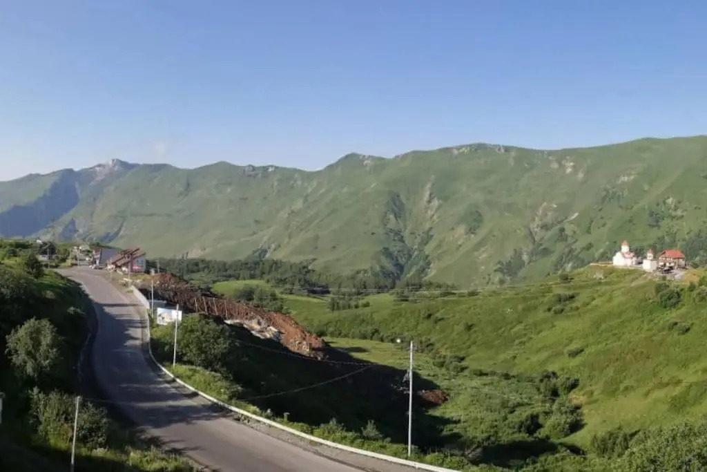 Amazing flat in Gudauri, 5 minutes walk to slopes!