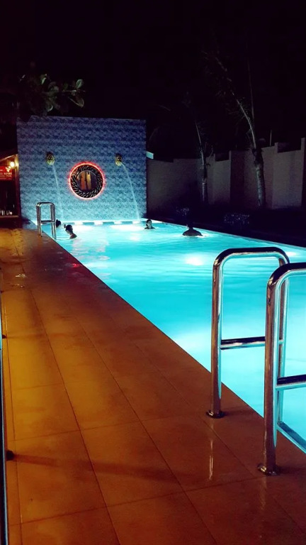 Casa Loma Resort