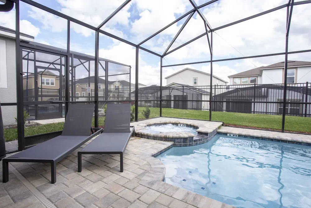1861 Solara Resort 62099/62196