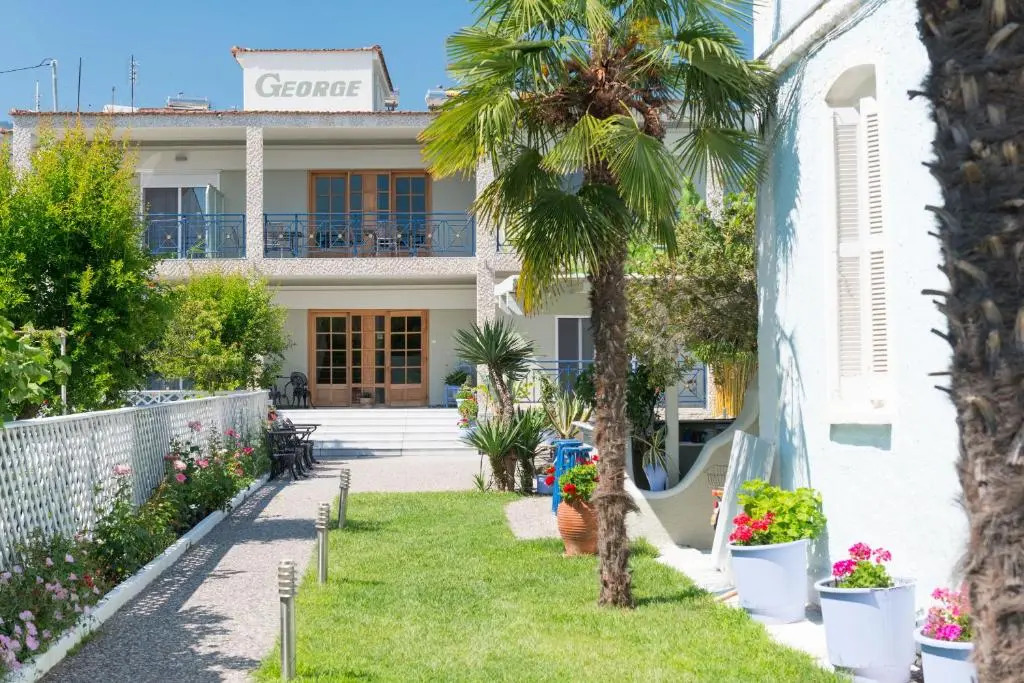 Hotel George