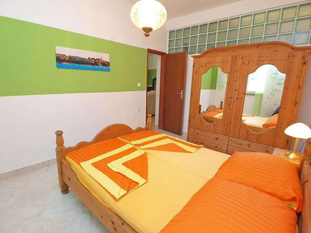 Apartments Ivan 65