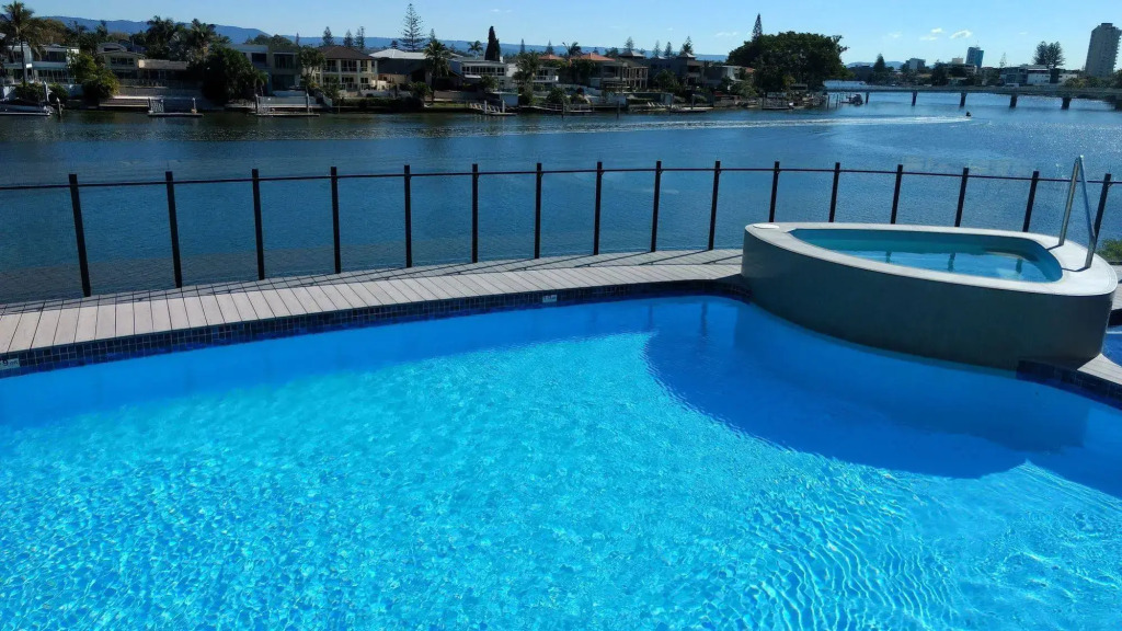 Silverton Apartment Resort Surfers Paradise