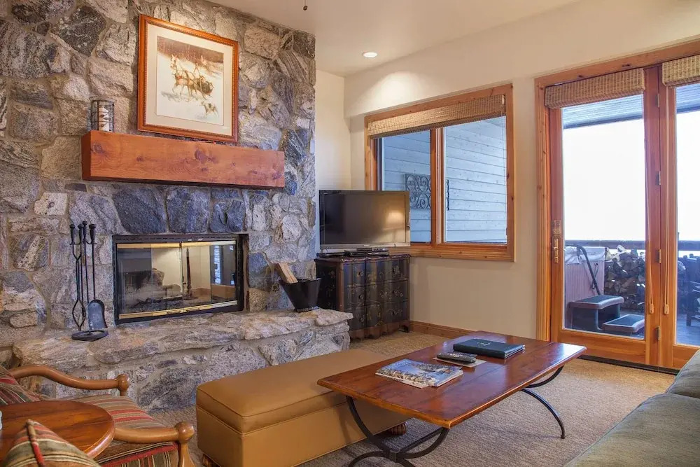 Trail's End Lodge at Deer Valley Resort - Two Bedroom Residence with Spa #405 2 Condo