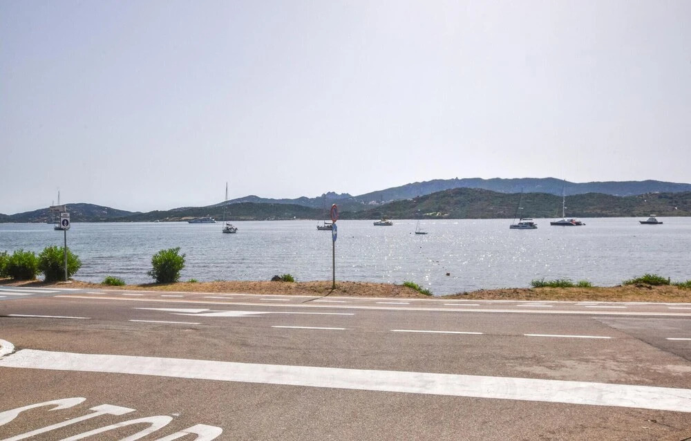 Stunning Home in Cannigione With 2 Bedrooms
