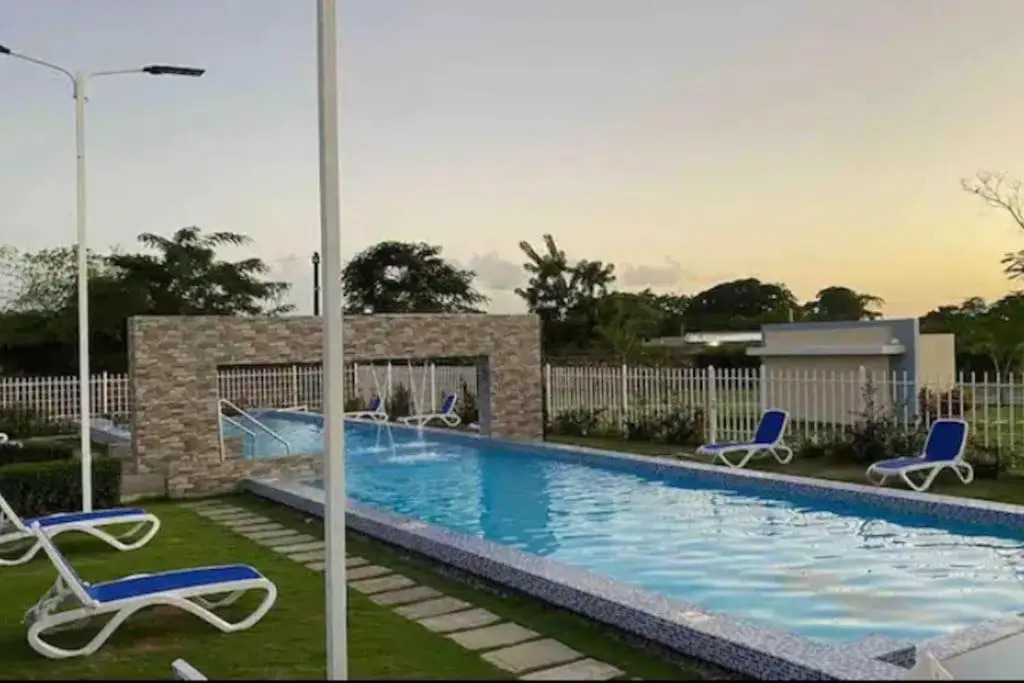 Amazing apartment in thecity 30mins from the beach