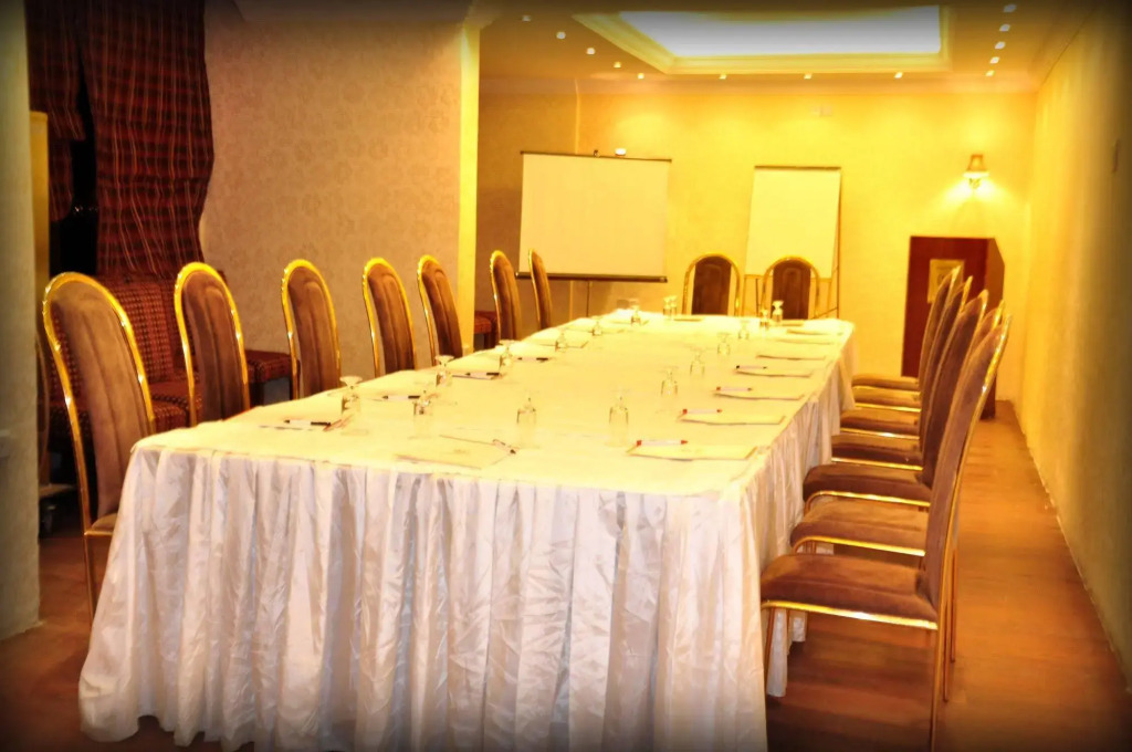 Al Higgi Hotel