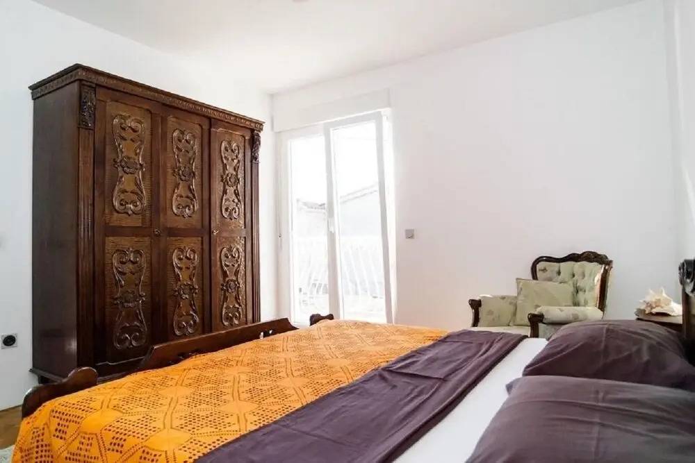 House Villa Oaza