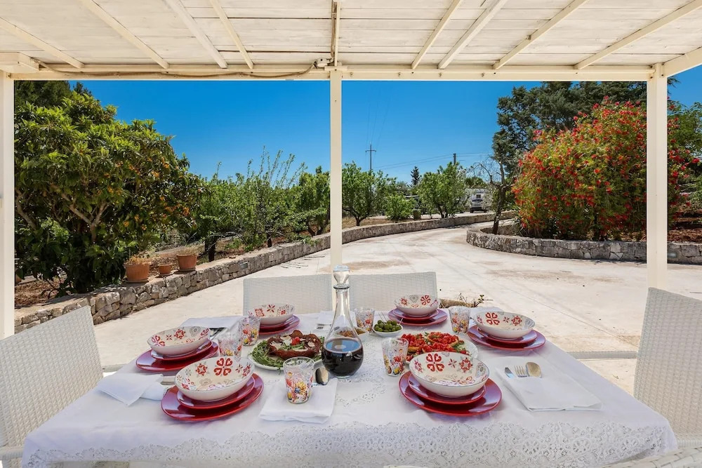 2422 Il Trullo di Erna by Barbarhouse