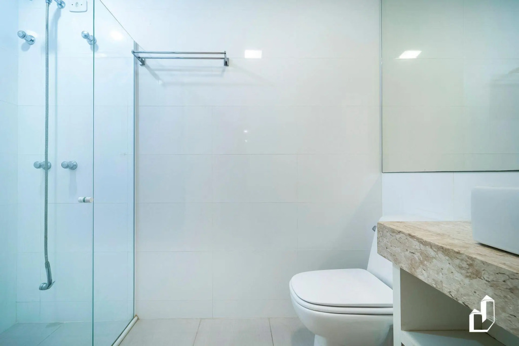 Kremer Residence: Apto 202 amplo próximo ao mar